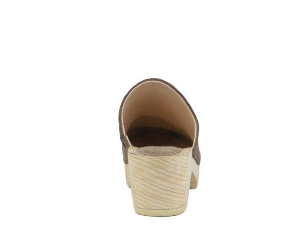 DARCIE TAUPE SUEDE CLOGS