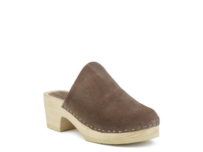 DARCIE TAUPE SUEDE CLOGS